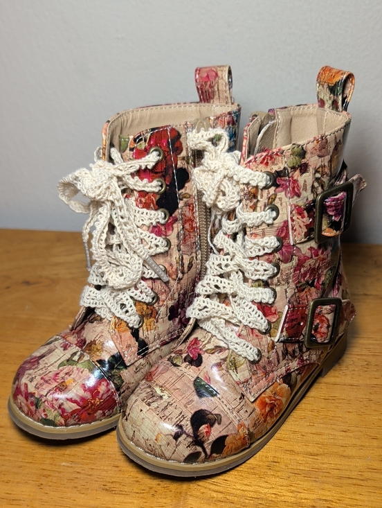Pipperdoodles Other - Pipperdoodles Pink Floral Combat Boots with Crochet Laces Toddler Girls Size 8